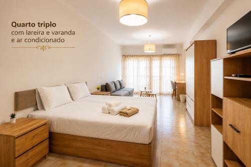 Rooms4you 1 in historic center of Braga in Брага