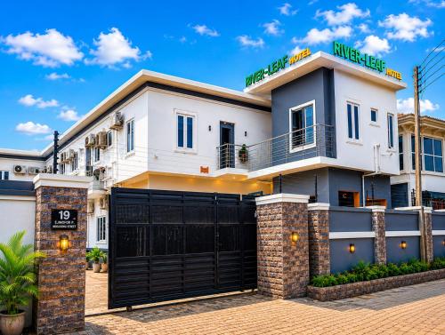 Riverleaf Hotels and Suites in Asaba