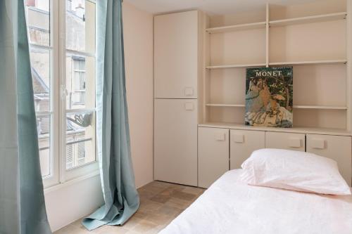 New Captivating Apartment - Saint-Germain-des-Prés - image 3