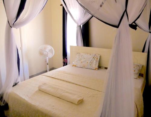 Hotel Acacia City