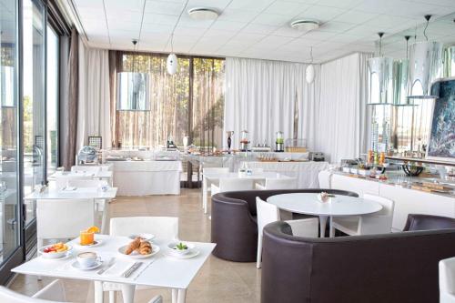 Riviera Golf Resort - 레스토랑