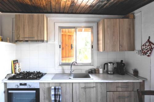 Iekārtas, Hidden Valley - Charming 2BR House in Miliou in Miliou