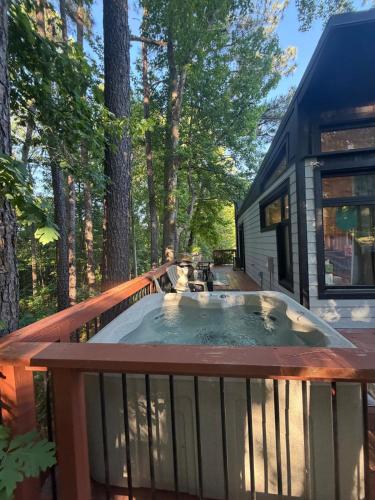 The Monarch- A Pinehurst Retreat in Karteidža (NC)
