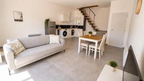 Közös társalgó / TV, Duplex du Paradis 2 chambres in Saint-Romain-de-Jalionas