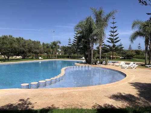 Kilátás, Eden Island Escape 2BR - Near Beach and Pools in Sidi El Haj Bou Derbala