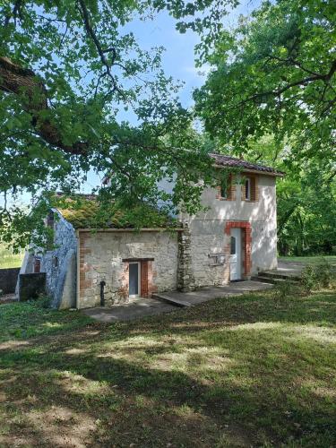 Petite maison à la campagne
