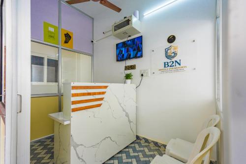 Előcsarnok, B2N Hotels Near Ramachandra Hospital Porur in Poonamallee