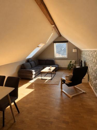 Istaba viesiem, Moderne Dachgeschosswohnung in Bunde (Herford)