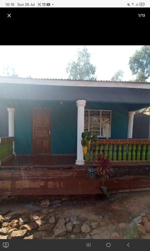 Likhubula base camp in 法隆貝