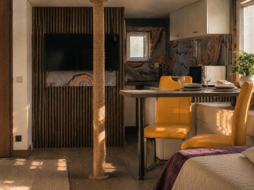 Sunset Studio for Two