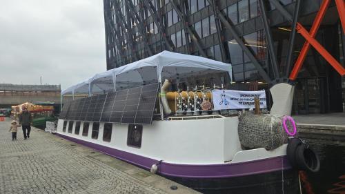 The Arthur - House Boat