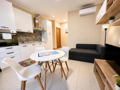 Grab a Flat in Coroneo