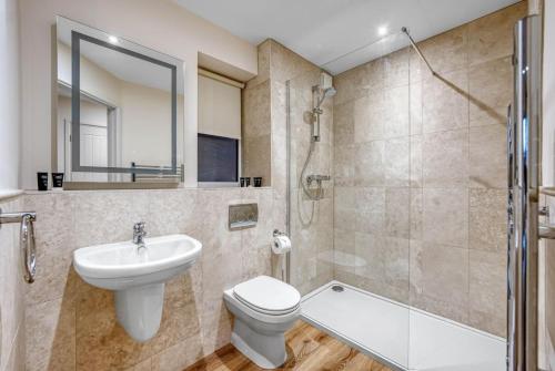 Contemporary Studio Rooms, Stockton, Pet Friendly, Wifi in Longičingtona