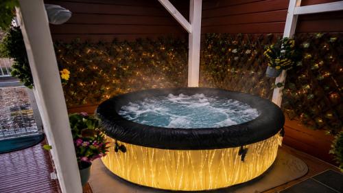 Jakuzi, BungalowFlo - Maison de vacances avec Spa in Le Moule