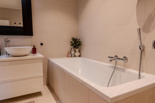 Kamar Mandi, Stort hus med jaquzzi in Geilo