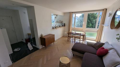 Cozy apartment at the foot of Parc de Belleville