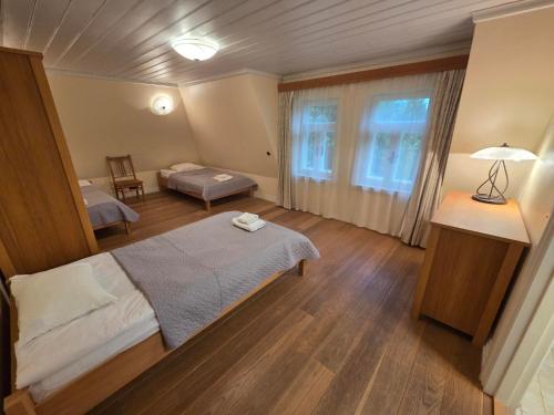 Lodja Jahimaja in Parnumaa