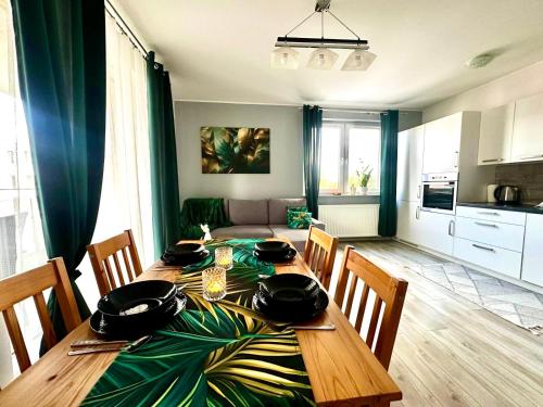 Urban Green Wrzesnia,Przytulny apartament z parkingiem - Slupca