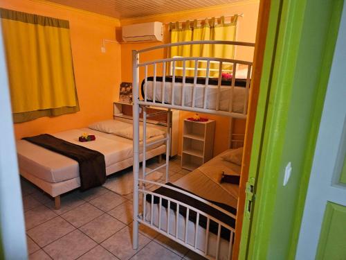 BungalowFlo - Maison de vacances avec Spa in Le Moule