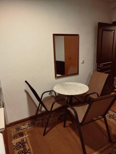Elizabeta apartments - image 3