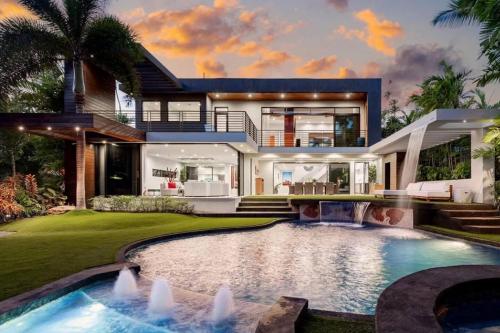 Villa Kahala Honolu With Pool in Diamond Head