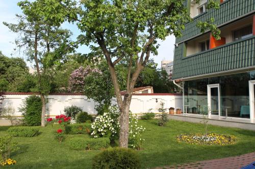Hotel Jasmine - image 4