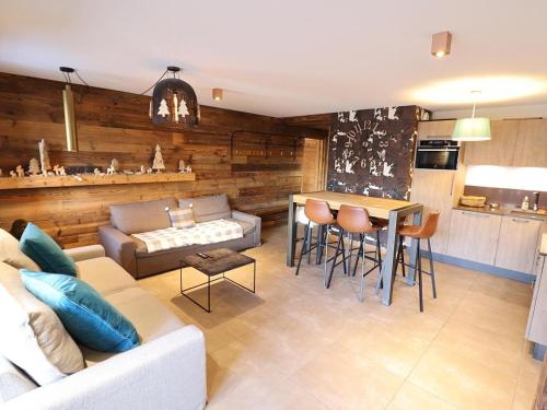 Appartement moderne, ascenseur - 6 pers. - FR-1-671-362