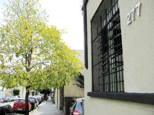 BH Studios Hotel Bras