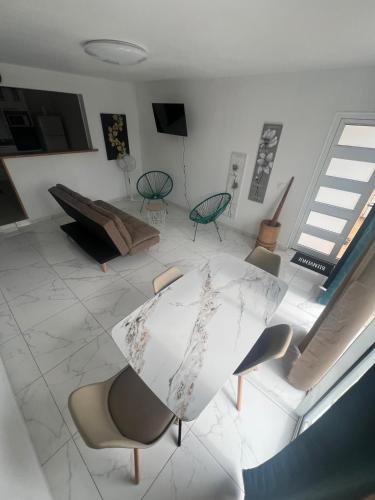 Charming house in a natural setting in Plessis-Nogent