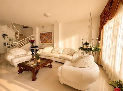 Hotel Casa Alom