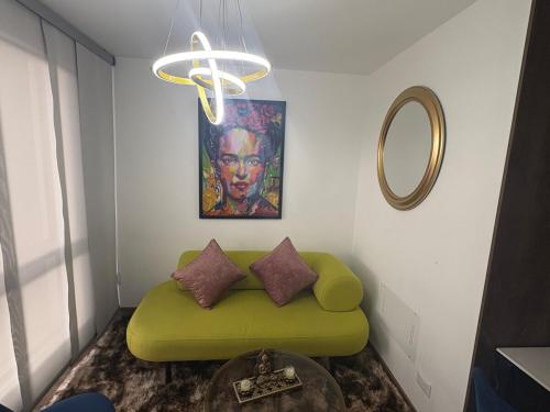Beautiful apartment CC salitre and Multiplaza