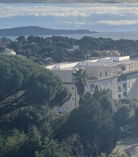 Joli studio vue mer