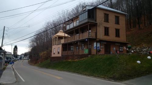 Auberge Le Four à Pain - Accommodation - Petite-Rivière-Saint-François