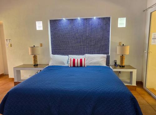 Vikena beach house in Los Cobanos