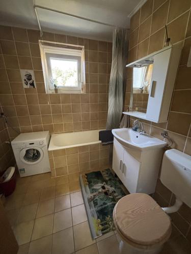 Studio with free parking and Easy Access to Ljubljana in Medno