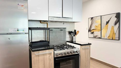 Stylish 1BR Apartment at AKA Residence with Pool G
