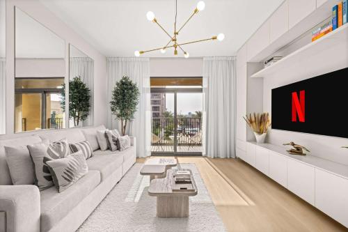 StayShort - Stylish 1BR Apartment - Near Burj AlArab - Family-Friendly - Sleeps 4 near Zaap