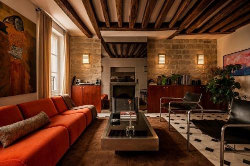 Maison Tournelles Art, Design