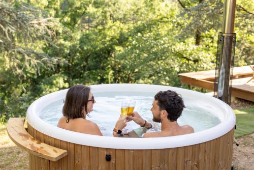 Les Safranières Eco-Lodge d'exception Terre (Les Safranieres Eco-Lodge d'exception Terre) in Sauveterre-de-Rouergue