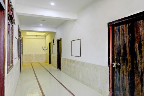 Hotel O Comfort Castle Inn