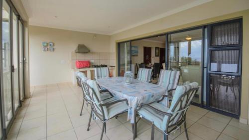 Sea View With Pool Apart - image 3