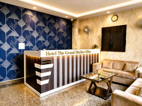 Hotel The Grand Shelter Elite Most Luxury Air Condition Rooms With Free Parking And Wifi !!! Highly photo 3