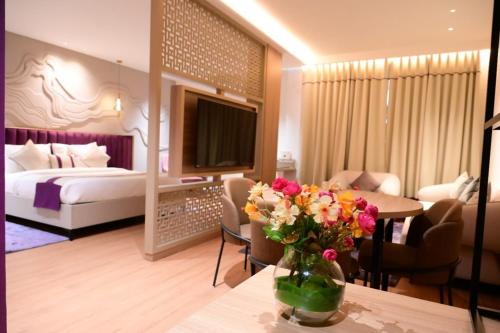 Hotel Royalton Hyderabad Abids near Salar Jung Museum