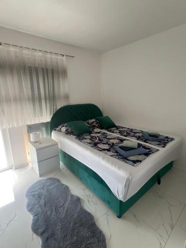 Maya Apartment