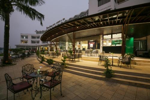 Huong Giang Hotel Resort & Spa in Perfume River