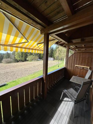 Balkons/terase, Haus Hönigsgrub (Haus Honigsgrub) in Rinchnach