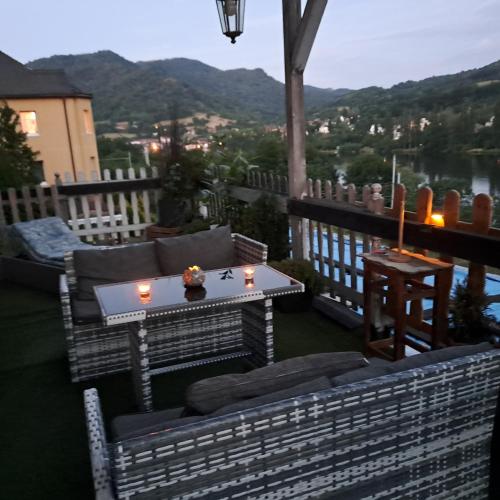 Mountains Elb Canyon Apartment Hana in Velké Žernoseky