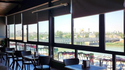 Ресторант, Sky Airport Hotel - فندق سما المطار in Mosul