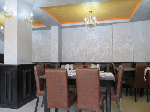 Hotel Foisor - image 2