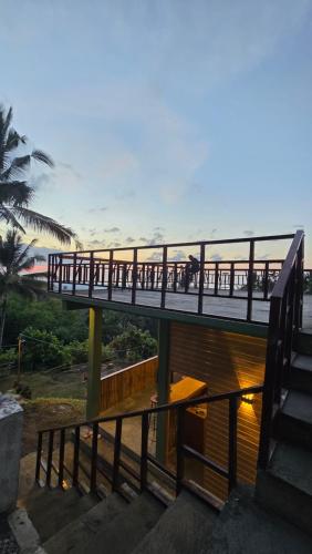 Bale Sunset Inn in Senaru